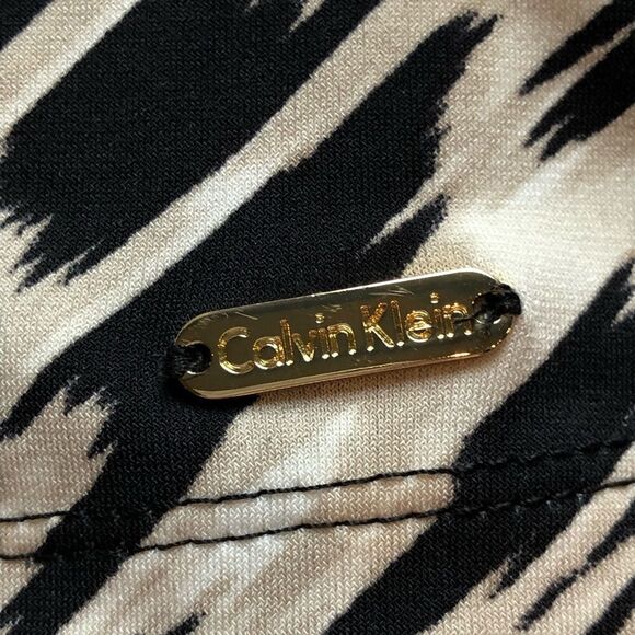 Calvin Klein Short Sleeve Blouse black/tan/white Large New with tag - Picture 9 of 9